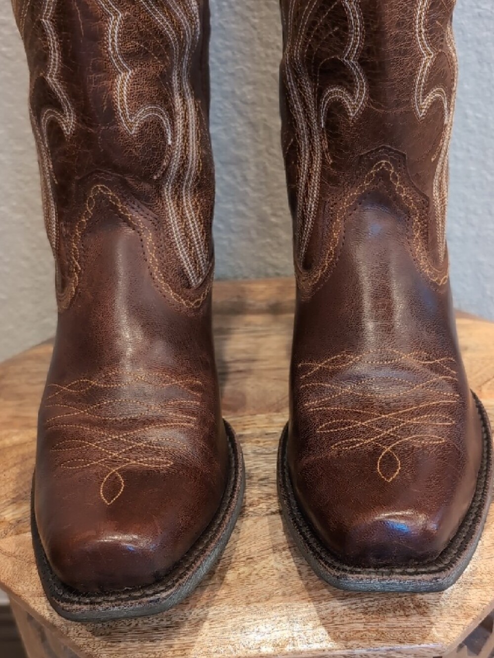 Ariat Lively Western Cowgirl Boots with Embroidered Shaft - Picture 6 of 13
